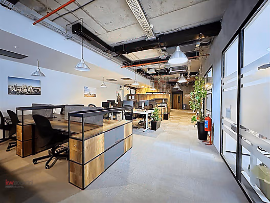 Business İstanbul Kiralık A+ Özel Tasarım 450 m² Ofis