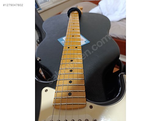 İkinci El ve Sıfır Alışveriş / Müzik / Müzik Aletleri / Telli Çalgılar / Gitar / Elektro