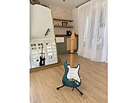 Fender Vintera 2 50s Stratocaster Ocean Turquoise (Modifiyeli)