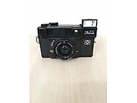 YASHICA AUTO FICUS F 1.2.8