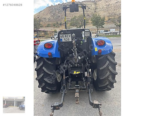 Machinery / Agricultural Machines / Tractors / New Holland / TD4.78B