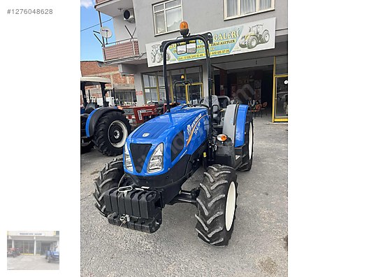 Machinery / Agricultural Machines / Tractors / New Holland / TD4.78B