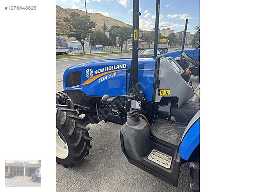 Machinery / Agricultural Machines / Tractors / New Holland / TD4.78B