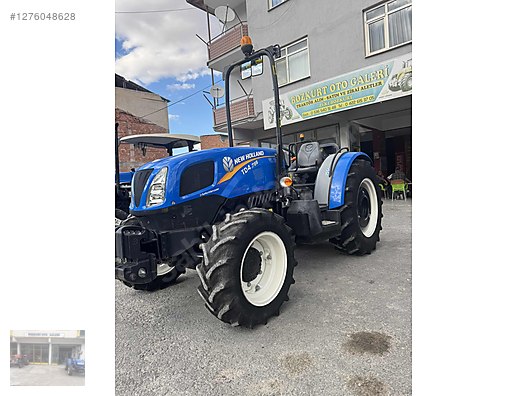 Machinery / Agricultural Machines / Tractors / New Holland / TD4.78B