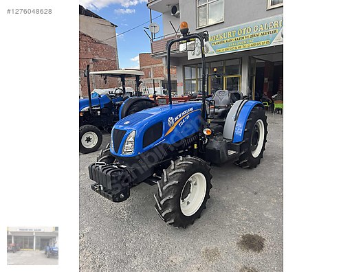 Machinery / Agricultural Machines / Tractors / New Holland / TD4.78B