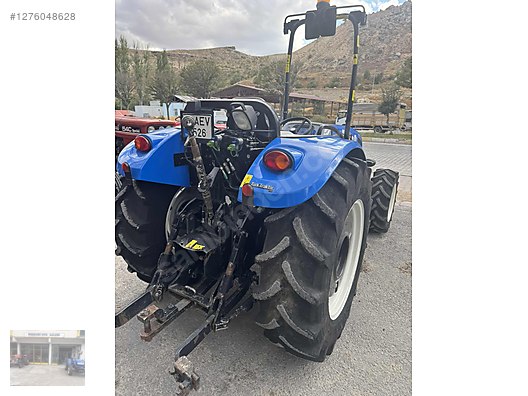 Machinery / Agricultural Machines / Tractors / New Holland / TD4.78B