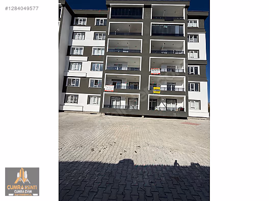 ÇUMRA ESİNTİ EMLAKTAN MERVE KONAKLARINDA SATILIK DAİRE #1284049577