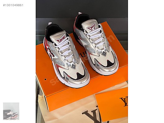 Louis Vuitton Runner Tatic Sneakers - Erkek Spor Ayakkabı