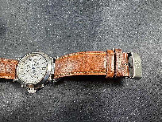 Guess Collection 88) GUESS Collection GC30000 Kol Saati at