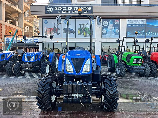 Machinery / Agricultural Machines / Tractors / New Holland / TD4.78B