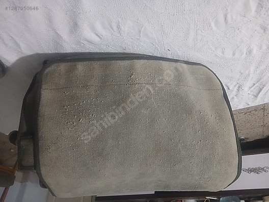 Used & Brand New Items / Clothing & Accessories / Women / Accessories / Bags