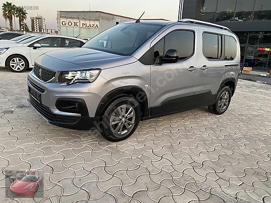 Peugeot / Rifter / 1.5 BlueHDI / Allure / 2022 PEUGEOT RİFTER