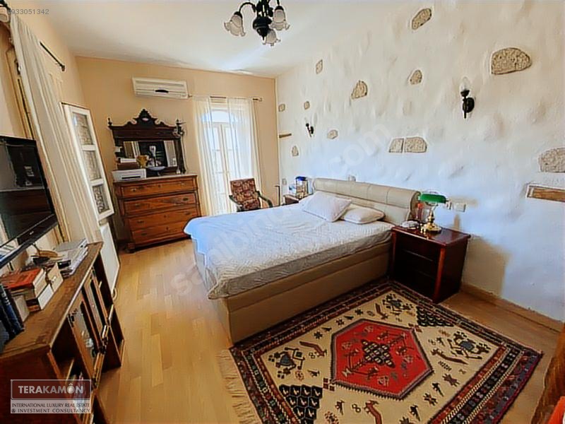 İzmir Çeşme Alaçatı Köyiçi Özel Yapım Satılık Taş Ev Villa Satılık