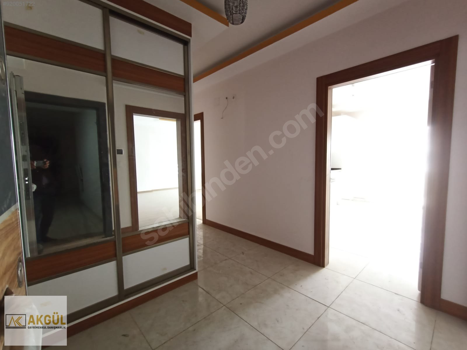 AKGÜL�DEN OSMANİYE MERKEZ ŞİRİN EVLER MAH SATILIK 6+1 LÜKS DAİRE