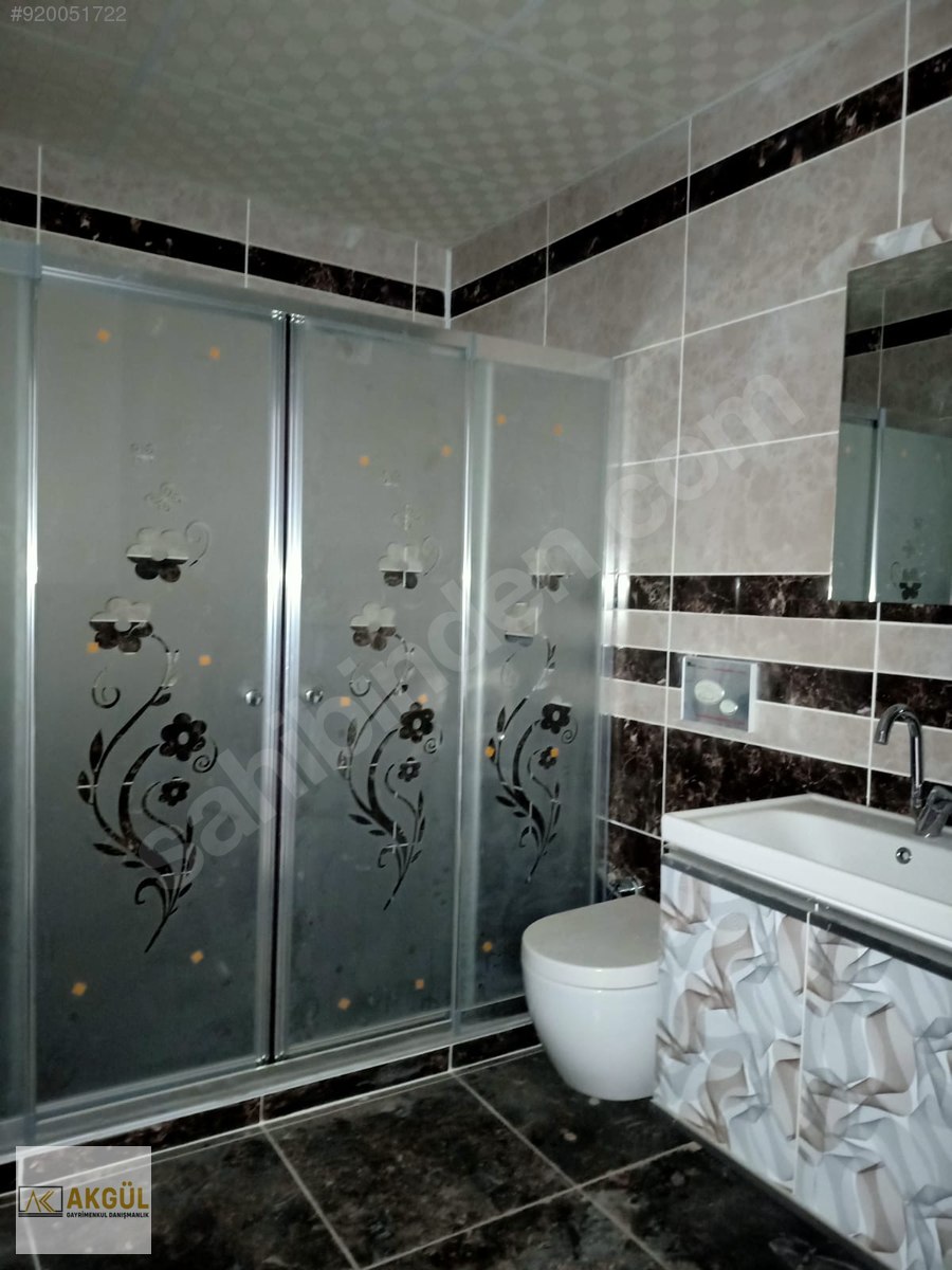 AKGÜL�DEN OSMANİYE MERKEZ ŞİRİN EVLER MAH SATILIK 6+1 LÜKS DAİRE
