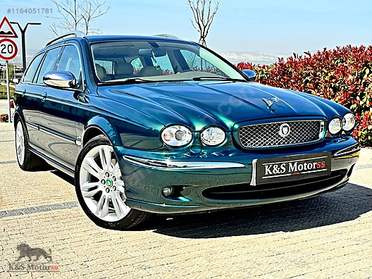 Jaguar / X-Type / 3.0 / Executive / 2005 X-TYPE ESTATE 3.0 V6 AWD