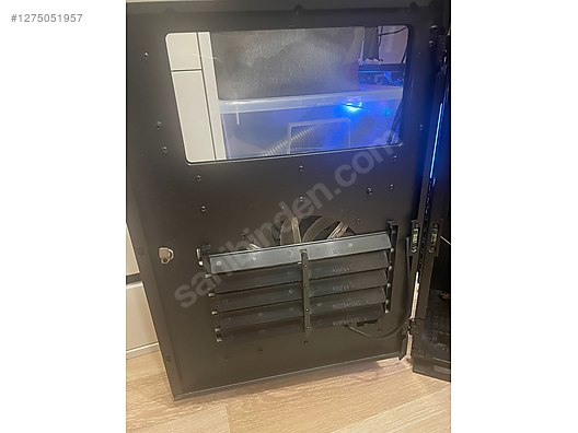 Used & Brand New Items / Computers / Desktops / Desktop Components / Cases