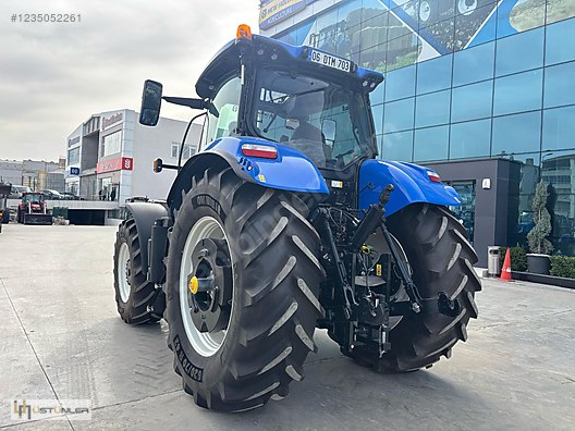 Machinery / Agricultural Machines / Tractors / New Holland / T7.230