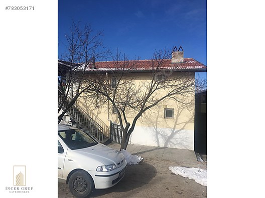 Emlak Ofisinden Satılık 6+2, 210 m² Müstakil Ev 420.000 TL�ye