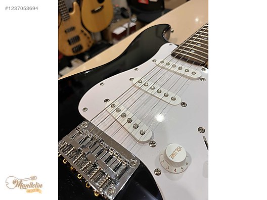 İkinci El ve Sıfır Alışveriş / Müzik / Müzik Aletleri / Telli Çalgılar / Gitar / Elektro