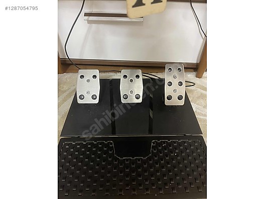 Used & Brand New Items / Gaming & Gamers Exclusive / Gaming Equipment / PC Game Racing Wheels