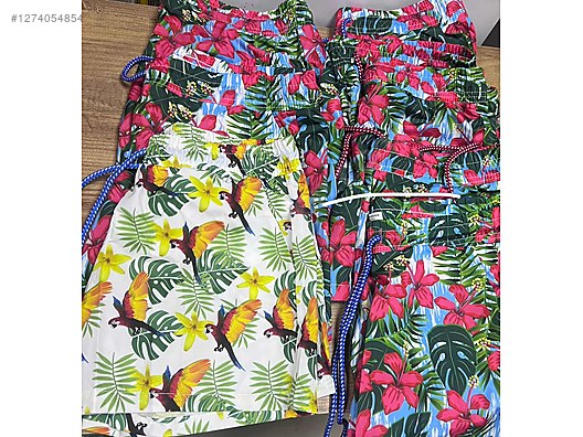 Used & Brand New Items / Clothing & Accessories / Women / Clothing / Shorts