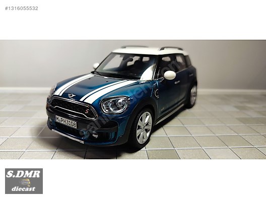 Kyosho Diecast Model 1:18 Mini Araba - 1316055532