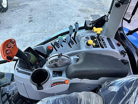 2023 Mağazadan İkinci El New Holland Satılık Traktör 3.300.000 TL'ye sahibinden.com'da