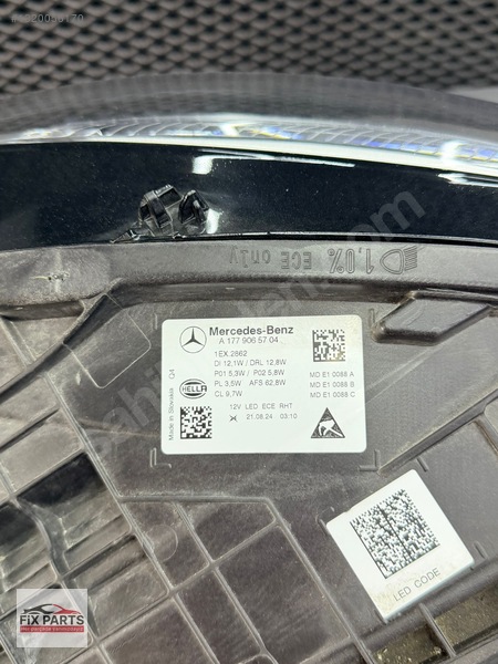 Mercedes A Far