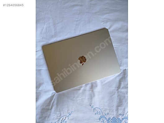Apple Macbook / 3 aylık yeni az kullanımış MacBook Air 15.3 inc M3