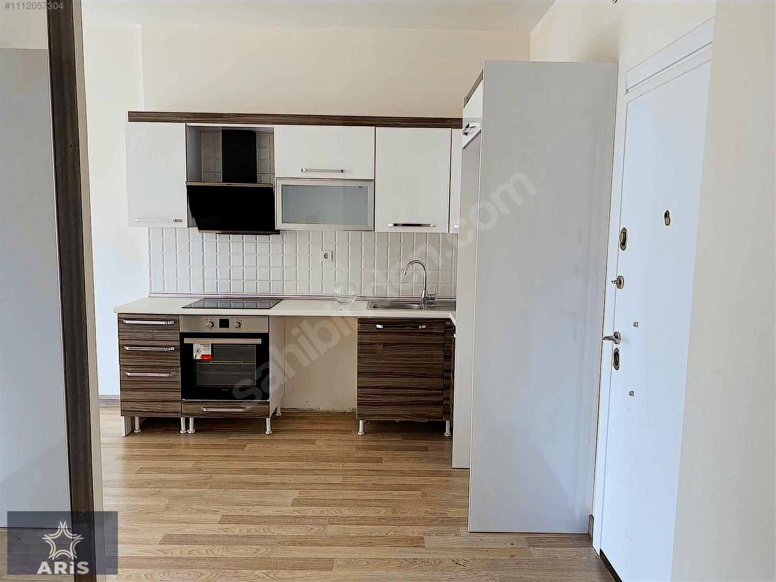 ARİS GRAND TOWER DA ACİL SATILIK ÖN CEPHELİ 1+1