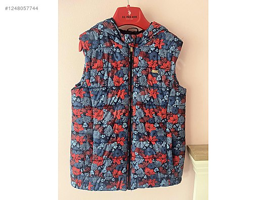 Used & Brand New Items / Clothing & Accessories / Kids' Clothing / Cardigans & Vests