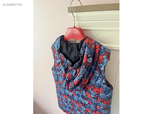 Used & Brand New Items / Clothing & Accessories / Kids' Clothing / Cardigans & Vests