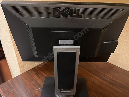 Used & Brand New Items / Computers / Monitors / LED & LCD Monitör