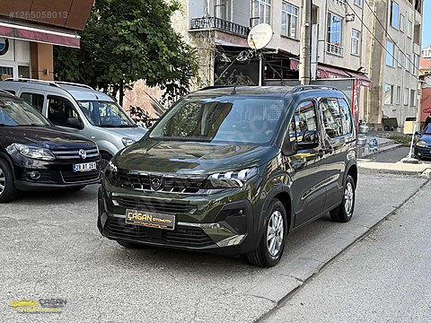 ÇAĞAN'dan 2025 RIFTER ALLURE OTOMATİK VİTES 1.500KM...