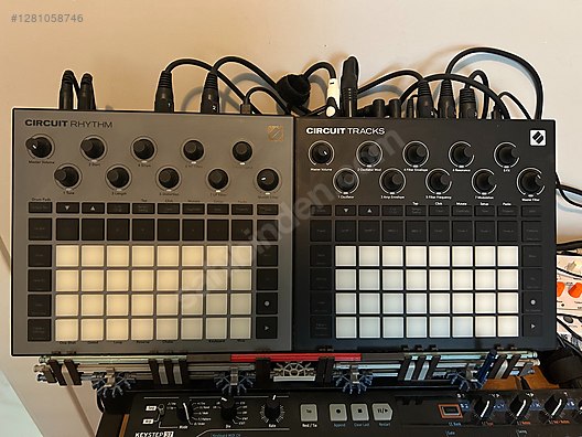 Used & Brand New Items / Music / Musical Instruments / Keyboard Instruments / Synthesizer