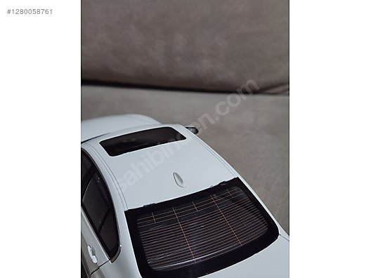 Paragon Diecast Model 1:18 BMW Araba