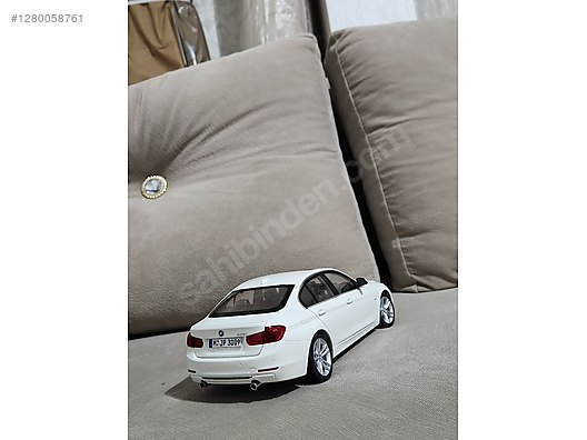 Paragon Diecast Model 1:18 BMW Araba