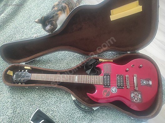 İkinci El ve Sıfır Alışveriş / Müzik / Müzik Aletleri / Telli Çalgılar / Gitar / Elektro