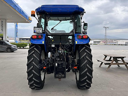 Machinery / Agricultural Machines / Tractors / New Holland / TD5.80