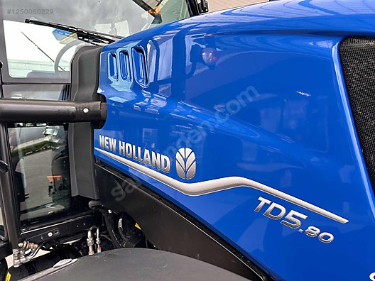 Machinery / Agricultural Machines / Tractors / New Holland / TD5.80