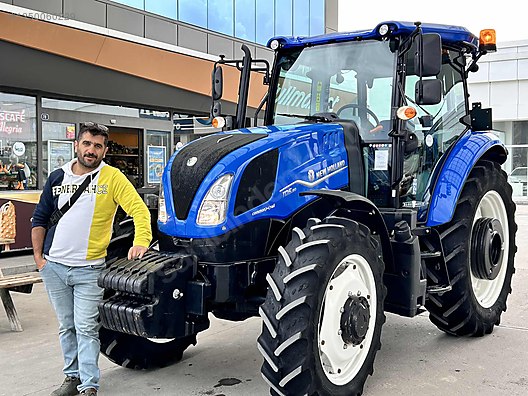 Machinery / Agricultural Machines / Tractors / New Holland / TD5.80