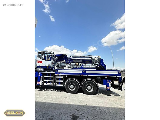 Machinery / Heavy Equipment / For Sale / Mobile Cranes