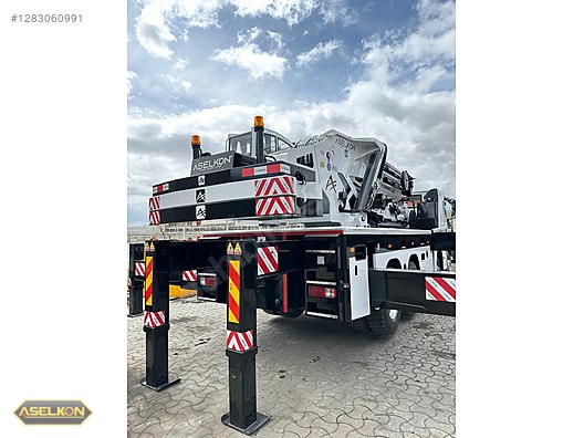 Machinery / Heavy Equipment / For Sale / Mobile Cranes