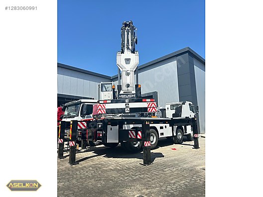 Machinery / Heavy Equipment / For Sale / Mobile Cranes