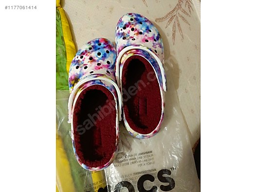 ORJ NAL.CROCS TERL K Urun sifir hatasiz hic kullanilmadi ciddi at sahibinden 1177061414