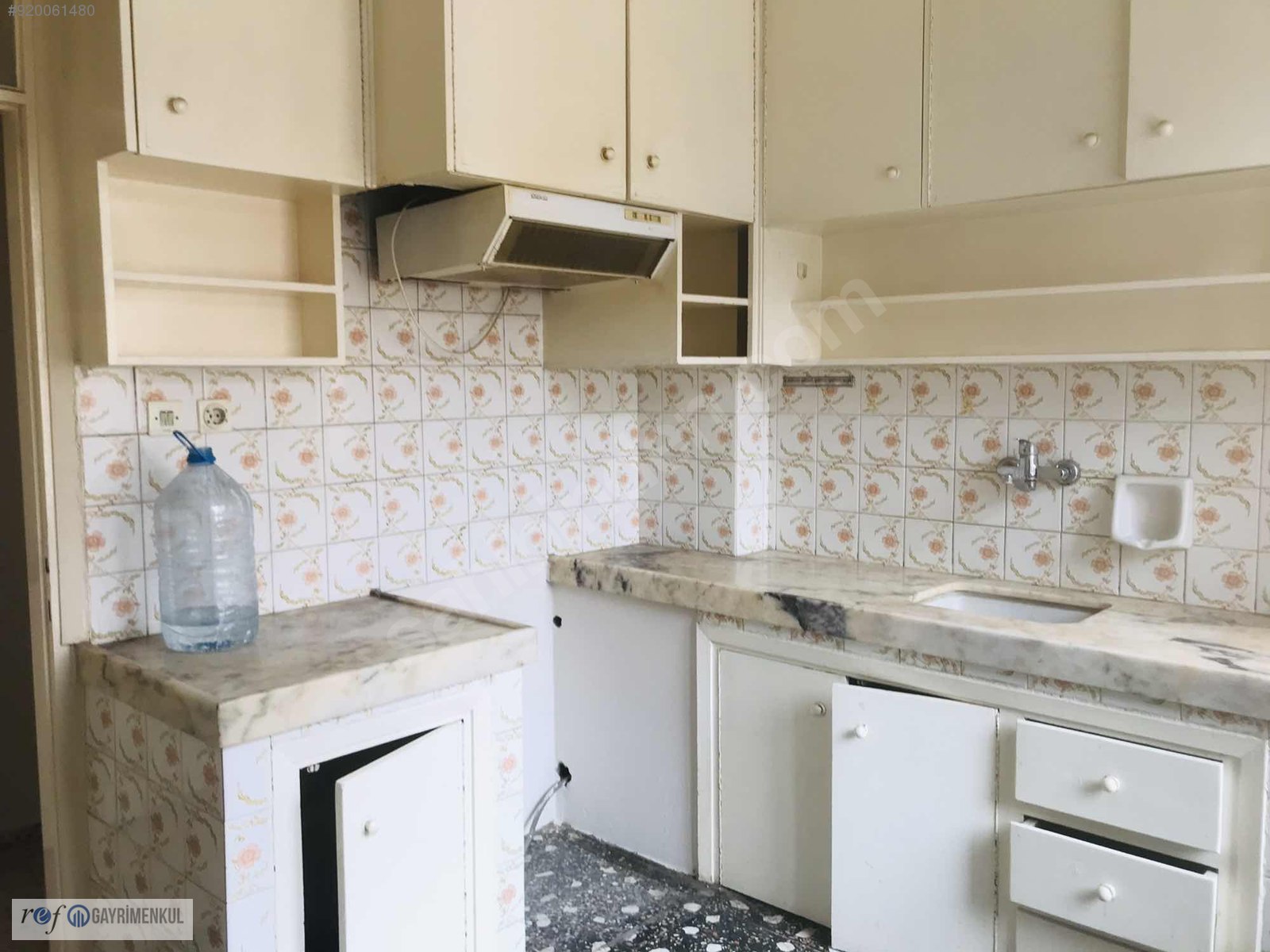 MENEMEN MERKEZDE 3+1 GENİŞ , KİRALIK DAİRE Kiralık Daire İlanları
