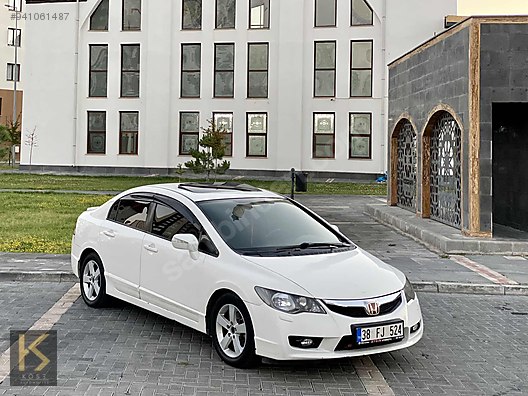 honda civic 1 6i vtec elegance kose autodan honda civic vtec elegance sunroof otomatik beyaz at sahibinden com 941061487