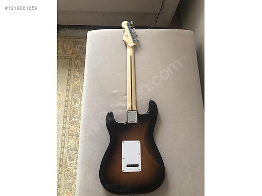 Squier Elektro Gitar