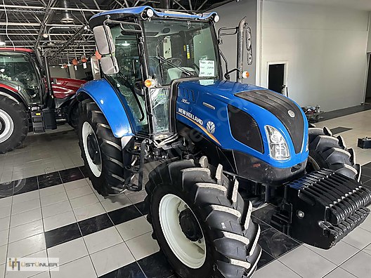 Machinery / Agricultural Machines / Tractors / New Holland / TR5.100
